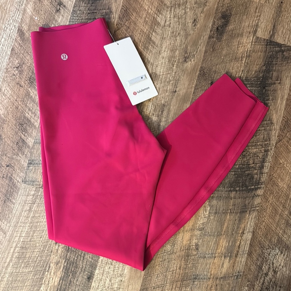 Lululemon Glow Up HR Tight 28”